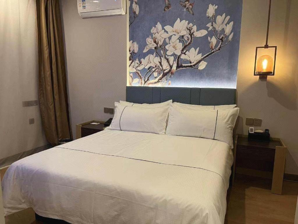Magnotel Hotel Shanghai Railway Station Magnolia Plaza Eksteriør billede