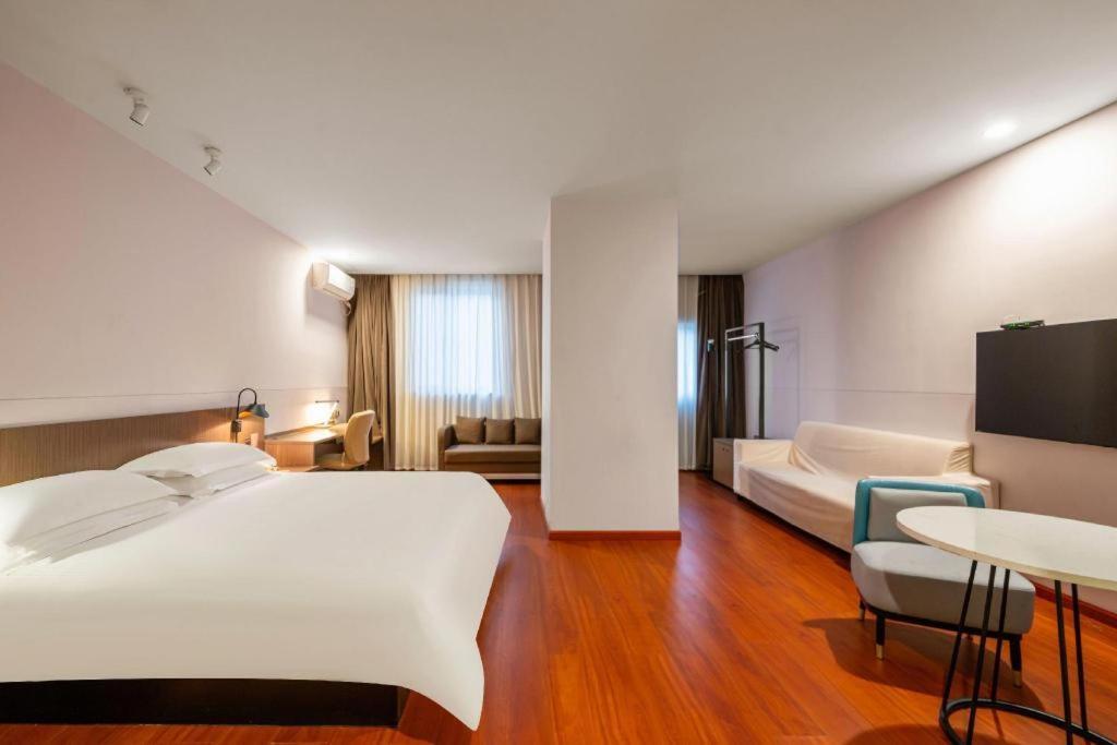 Magnotel Hotel Shanghai Railway Station Magnolia Plaza Eksteriør billede